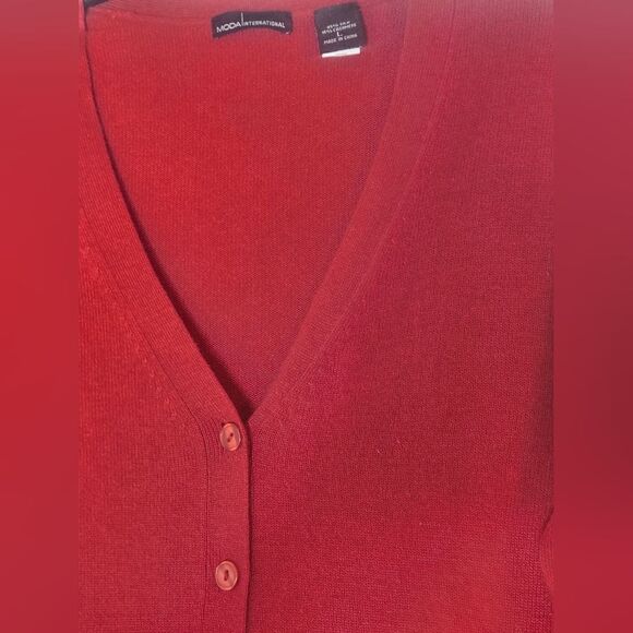 Moda International L Silk Cashmere Button Up Cardigan Womens  Burgundy Sweater - Picture 3 of 5